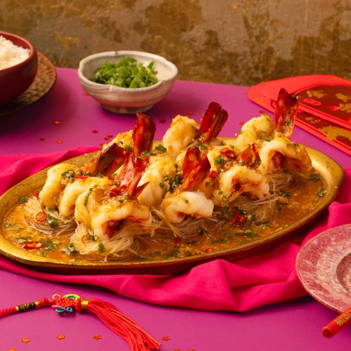 Gambas al ajillo al vapor con fideos de cristal
